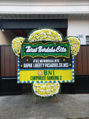 Papan Bunga Duka di Lebo