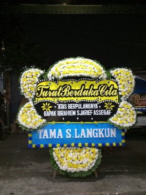 Papan Bunga Duka di Lebo